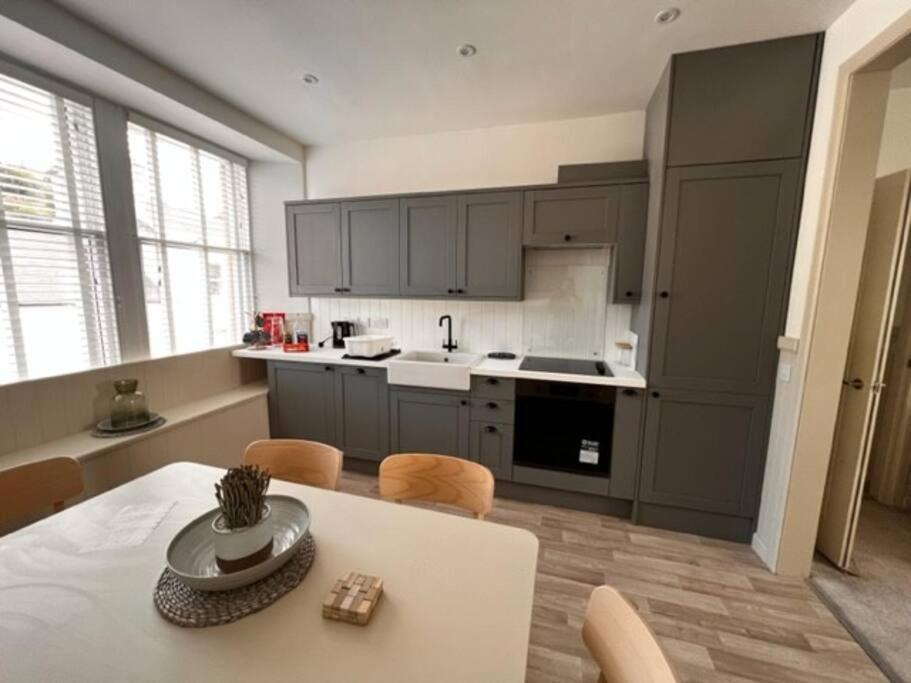 73 George Street. Appartment 2 오반 외부 사진